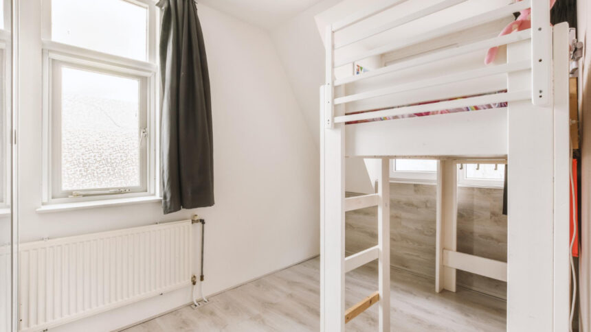 Lit mezzanine adulte : une solution maline pour les petits espaces