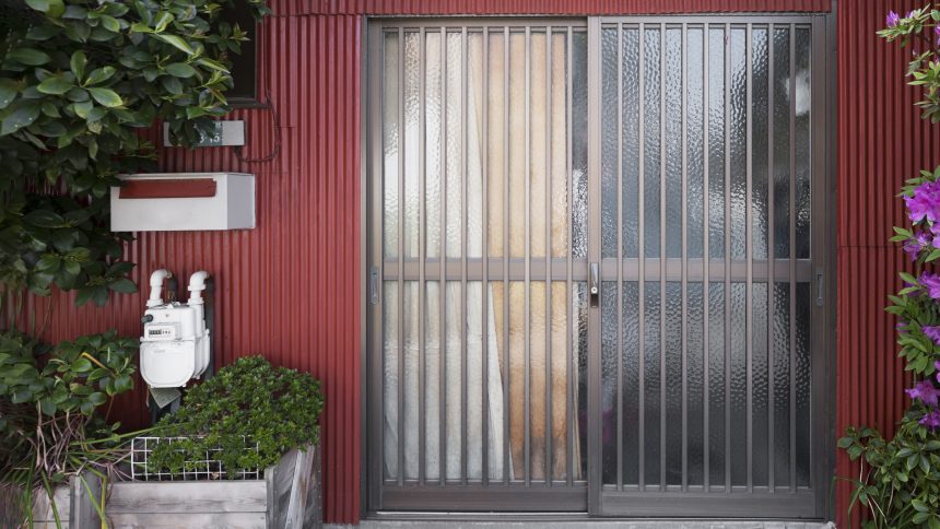 Porte d'entrée acier RPT sur mesure : performances thermiques et design, ce qu'il faut savoir